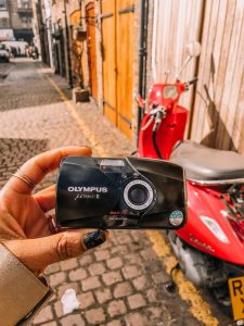 The Best Antique Markets in London: An Insider’s Guide (2023)