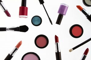 Here are the places where you can get free makeup samples
