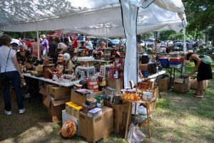 The 10 Largest Flea Markets in the US