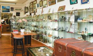 Yorkshire Antique Centres – 10 Best 2023