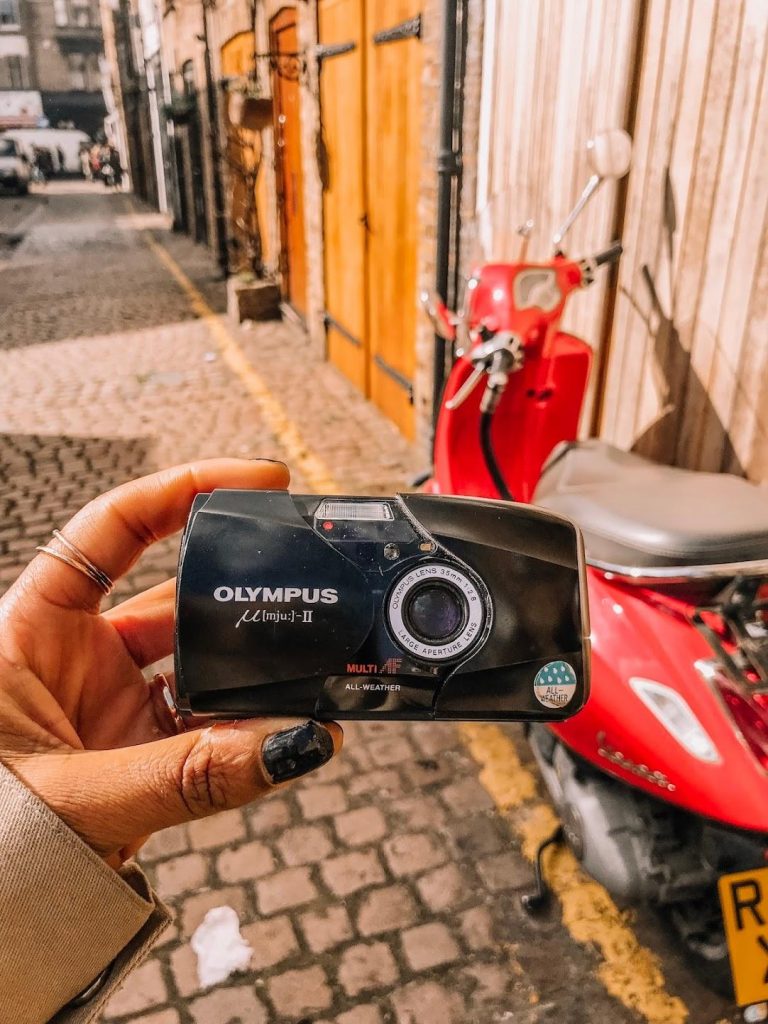 The Best Antique Markets in London: An Insider’s Guide (2023)