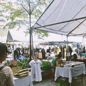 Going shopping at top flea markets in Saigon
